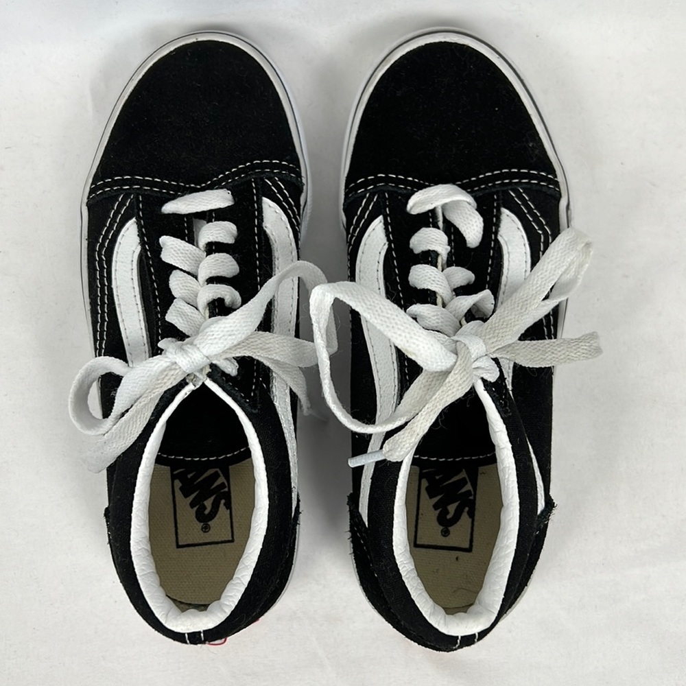 Old skool Vans sneakers, black and white, size 1 kids - Picture 3 of 16